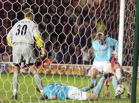  Jo  Tessem, Southampton lyckas lirka in Southamptons 2:a mål  