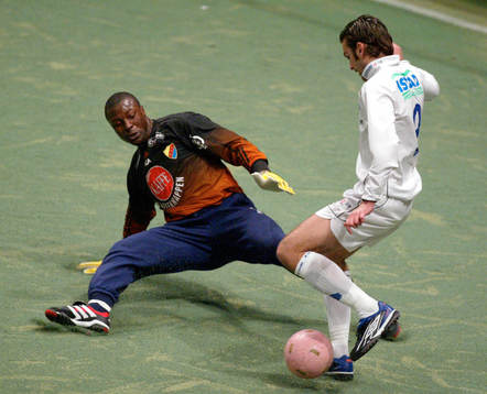 Pa Dembo Tourray, målvakt, Djurgården och Magne Hoseth,