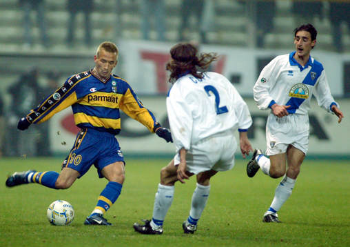  Hidetoshi Nakata, Parma och Andrea Cupi, Empoli.