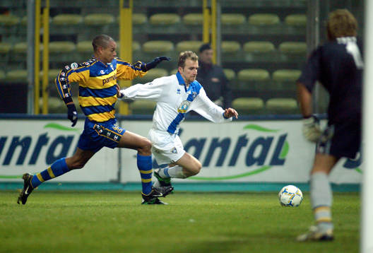  Matteo Ferrari och Sebastien Frey, målvakt, Parma och Rocchi Tommaso, Empoli.