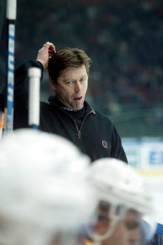 Gunnar Persson, tränare Brynäs har problem, 0-3