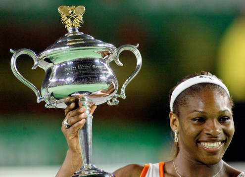Serena Williams, USA med segerpokalen