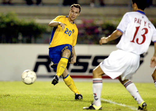 Niklas Skoog gör här sitt andra mål för dagen