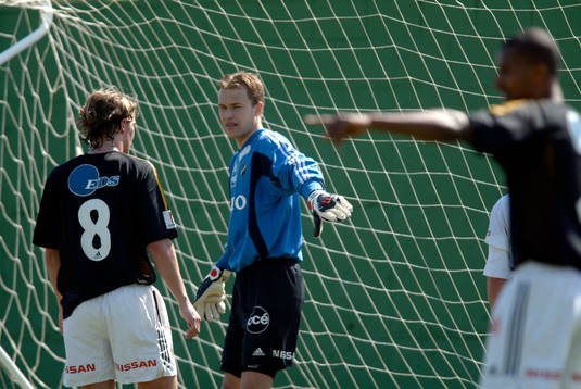 Virrigt i AIK-försvaret, Håkan Svensson mellan Daniel