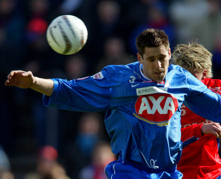 Mikael Thomasson, Öster i nickduell med Christian