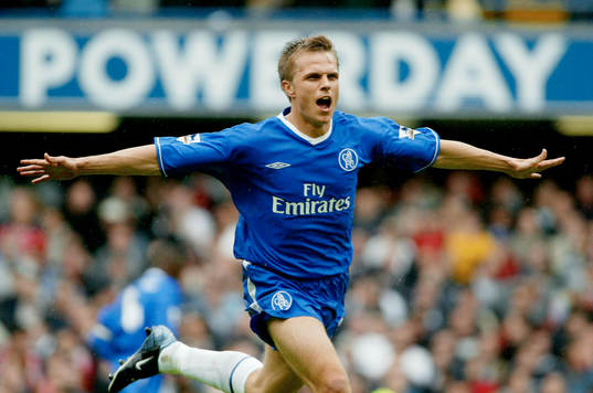  Chelsea's Jesper Gronkjaer jubel.