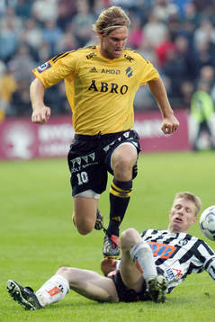 Andreas Andersson, AIK hoppar över Henrik Nilsson