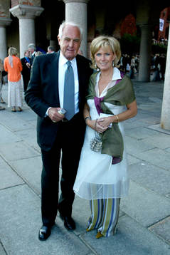 Jan Carlson med dam