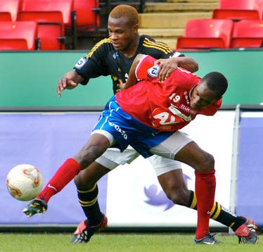 Samuel Ayorinde, AIK och Atiba Hutchinson, Öster