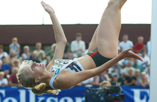 Hanna Mikkonen, Finland vann före Carolina Klüft