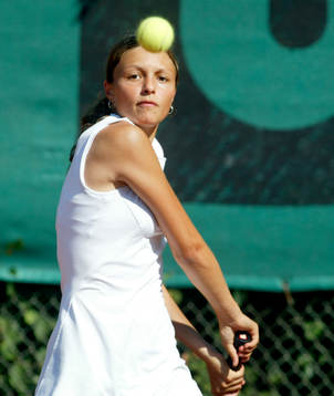 Tennis. JSM . Mona Mansour från Karlstads TK är ett av
