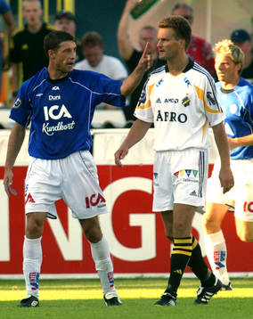 Igor Sypniewski, Halmstad pekar finger åt Gary Sundgren,