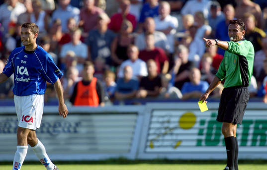  Varning, Igor Sypniewski. Miro Ukalovic, domare.