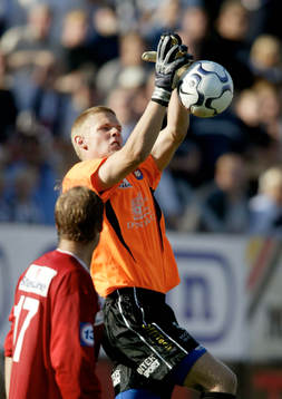 Tommy Naurin, Örgryte fick hoppa in för skadade Dime