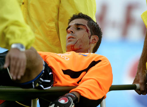 Dime Jankulovski, Örgryte bärs blödande av planen...