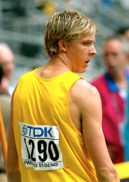 Christian Olsson klarade lätt kvalet med ett hopp på