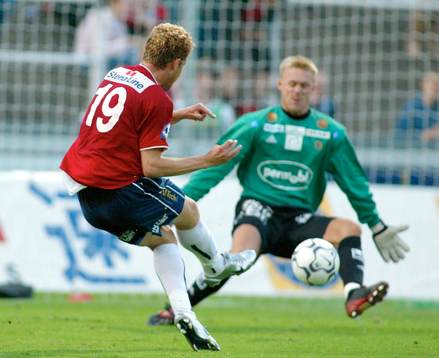  Fredrik Sundfors, målvakt, Sundsvall och Paulinho, Örgryte