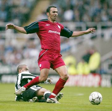  Youri Djorkaeff, Bolton och Kieron Dyer, Newcastle.