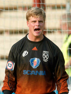  Erland Hellström, målvakt,  Assyriska.