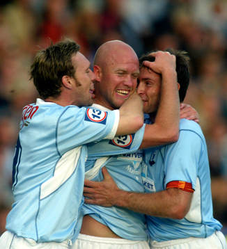 Grattis, Olof säger Niklas Skoog (22 mål) och Hans