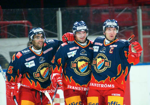 Johnny Oduya, Fredrik Bremberg och Mikael Johansson,