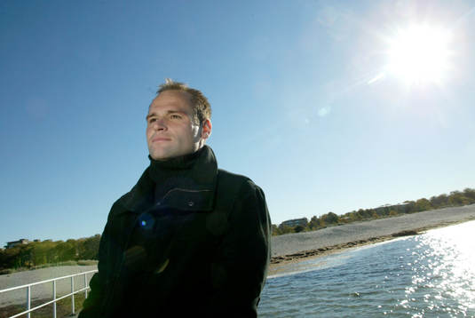 Thomas Olsson trivs i skenet av solen