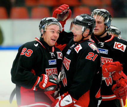 Mikael Wahlberg, Malmös tvåmålsskytt, jubel med Jesper