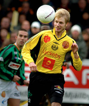 Fotboll. Kval till superettan. Mjällby - GAIS. Simon