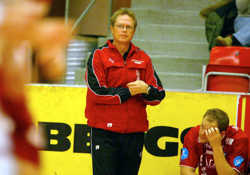 Handboll. Elitserien. Drott - Ystad. Ystadtränaren Anders
