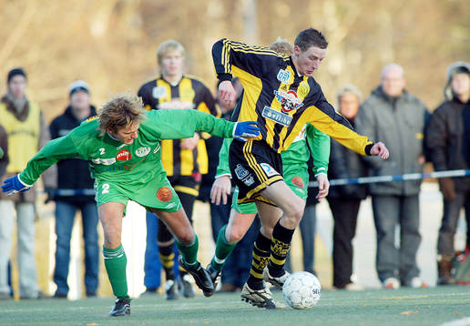  Friska Viljor klara för Superettan, Daniel Johansson, Friska Viljor och Daniel Johansson, Väsby
