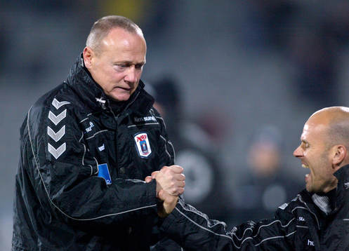  Sören Åkeby, tränare, Århus, debuterar. 3-1, Olafor Kristiansson