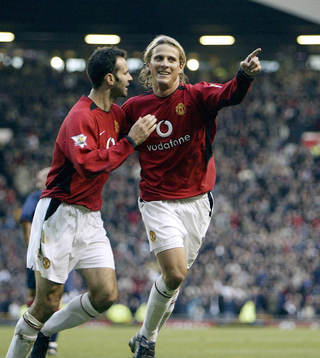   Diego Forlan och  Ryan Giggs, Manchester United, jubel.