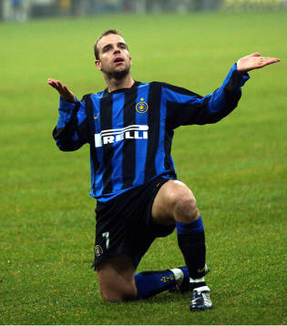  VAN DER MEYDE, Inter jubel