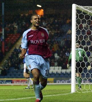  Stefan Moore, Aston Villa (Jubel)