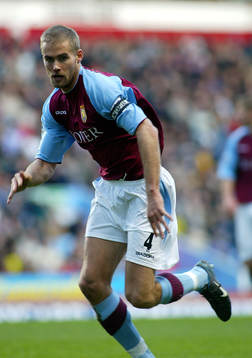  Olof Mellberg, Aston Villa.