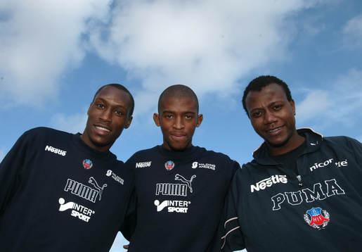 HIF-are från tre världsdelar, fr.v. Atiba Hutchinson,