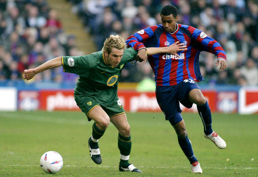  Darren Huckerby, Norwich och Julian Gray, Crystal Palace