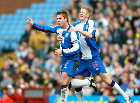  Garry Flitcroft och Jonathan Stead, Blackburn jublar efter mål. Jubel, glädje.