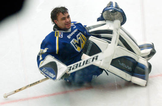 Stefan Liv, målvakt, showar