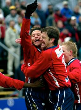 Paulinho Guara och Johann Gudmundsson, Örgryte jublar