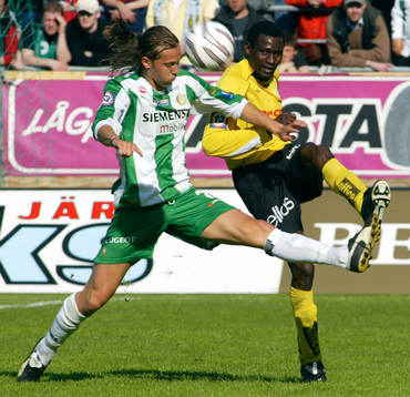  Björn Runström, Hammarby och Garba Lawal, Elfsborg.