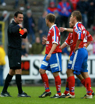 Erik Wahlstedt, Helsingborg (Utvisning, Rött Kort) Miro