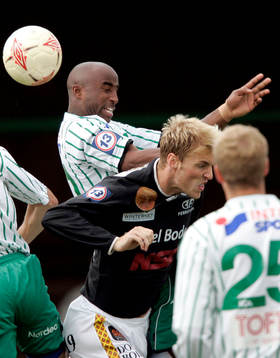 Anildo Spencer, Frˆlunda vinner en hˆjdduell mot en