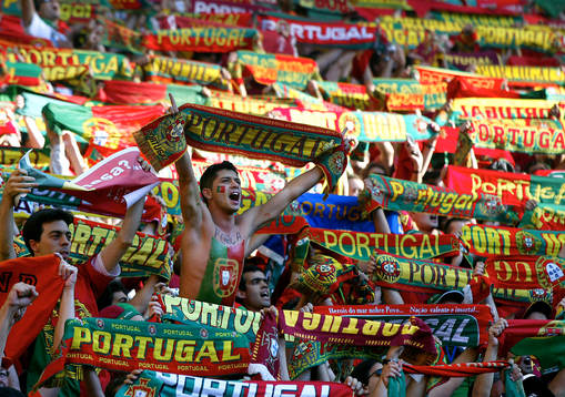 Portugisiska fans jublar