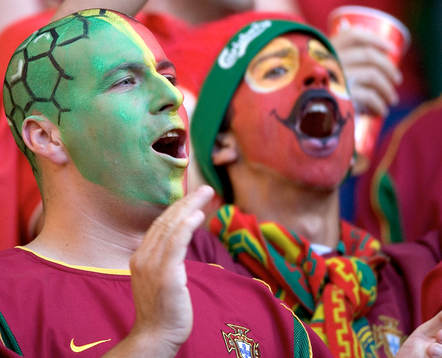 Portugisiska fans jublar