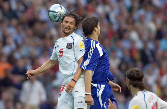 Nickduell, Nicolaos Dabizas och Tomas Galasek