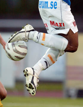Fotboll, allsvenskan, Trelleborg. Boll, ben, fot,