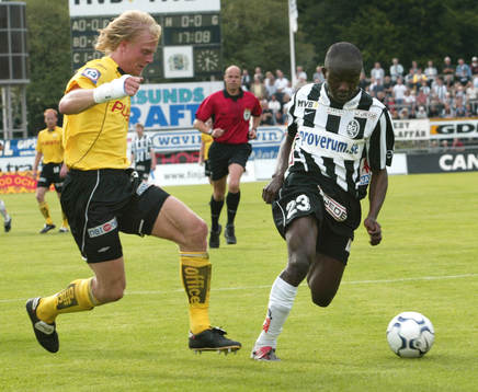 Johan Sjöberg jagar Jones Kusi Asare