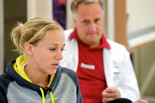 Friidrott, Kajsa Bergqvist, skadad hälsena, presskoferens