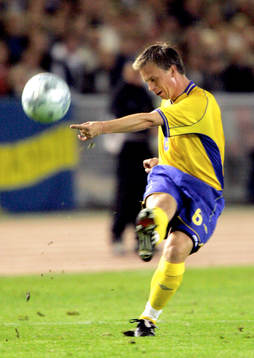 Tobias Linderoth, Sverige